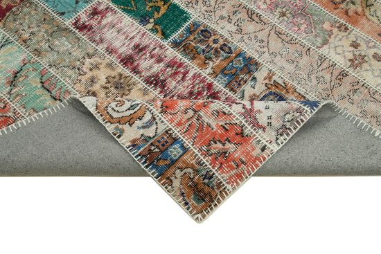 7x10 Red Modern Patchwork Rug - 31003