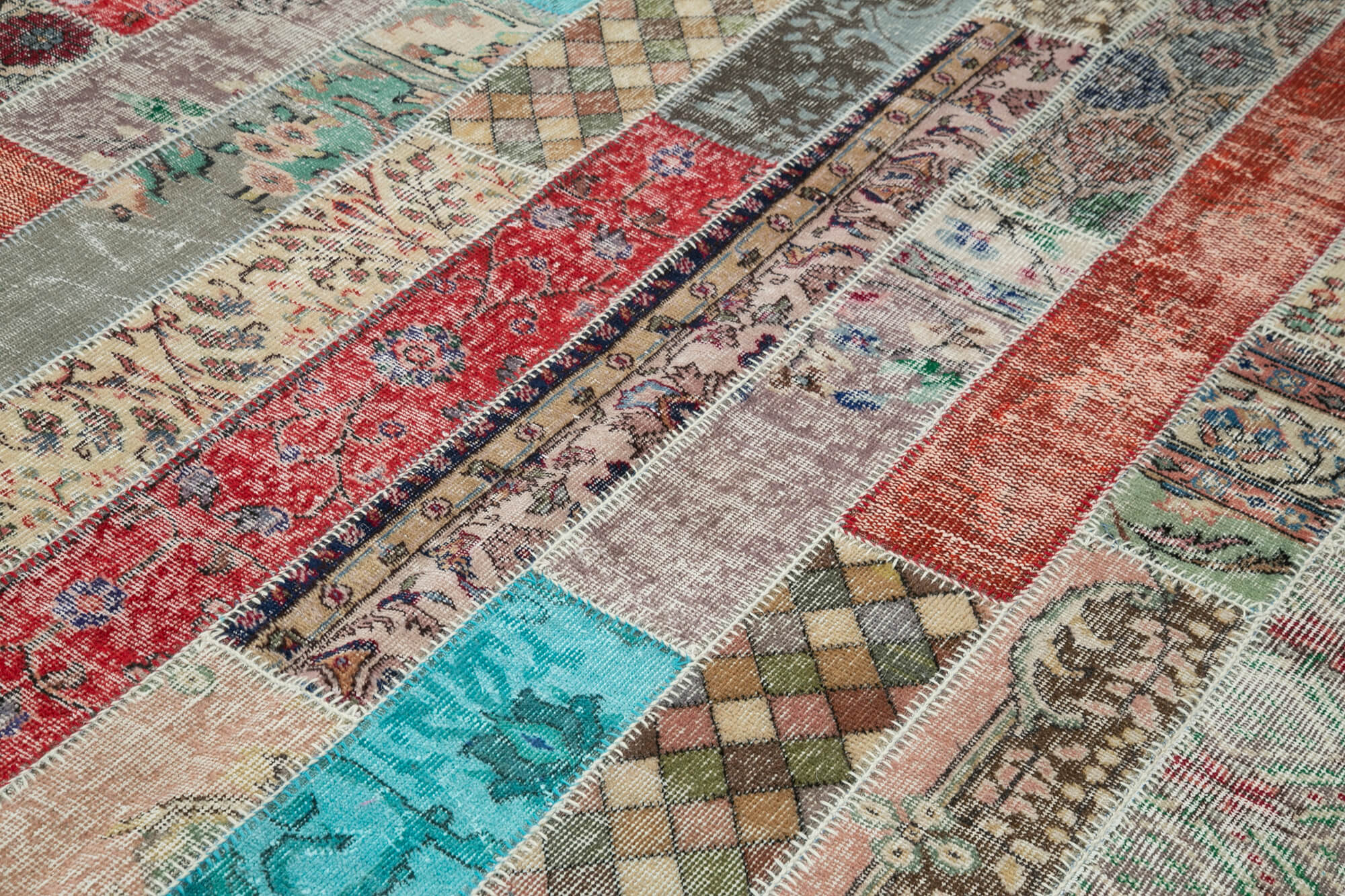 7x10 Multicolor Modern Patchwork Rug - 31006
