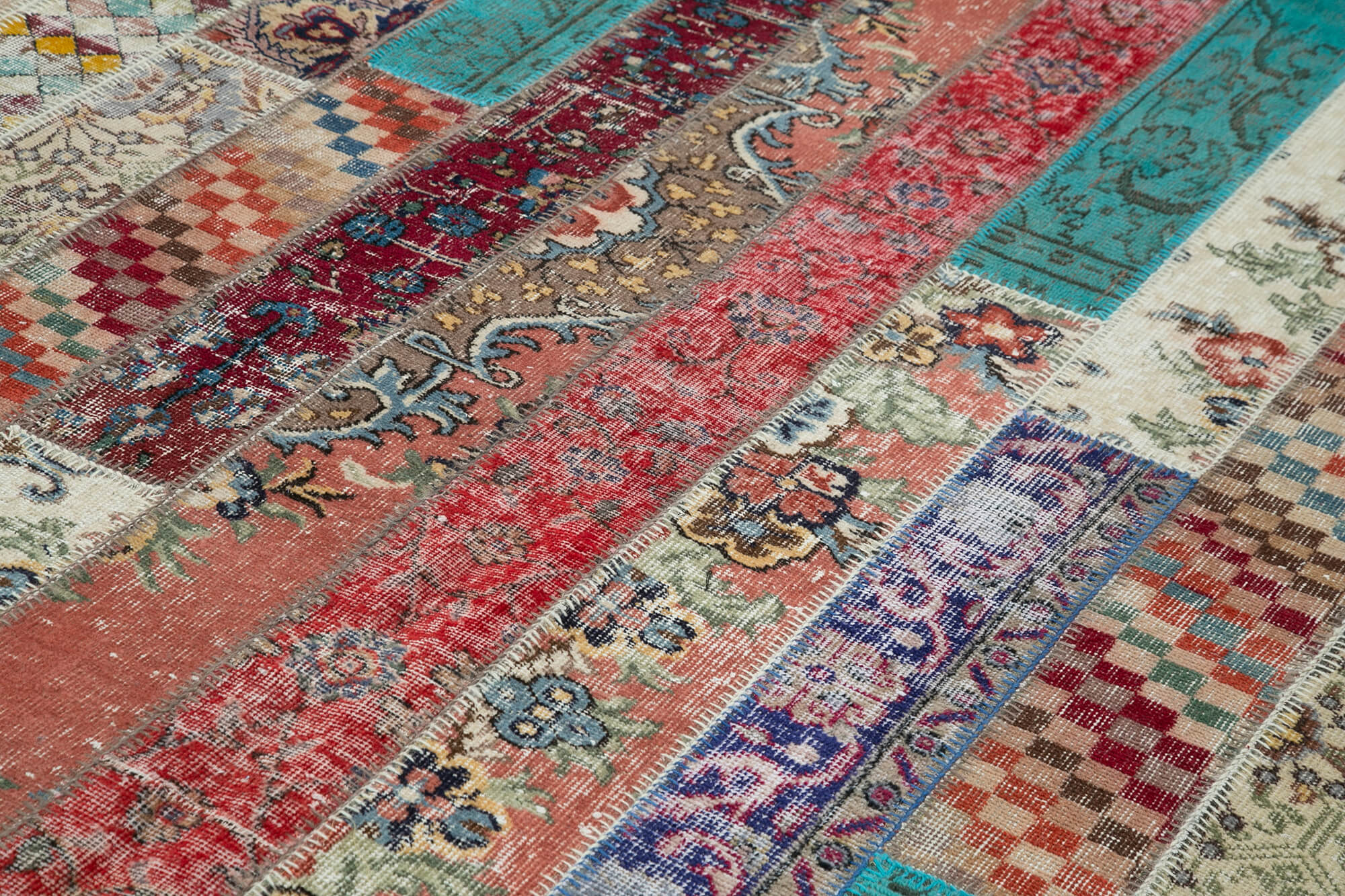 7x10 Multicolor Modern Patchwork Rug - 31009