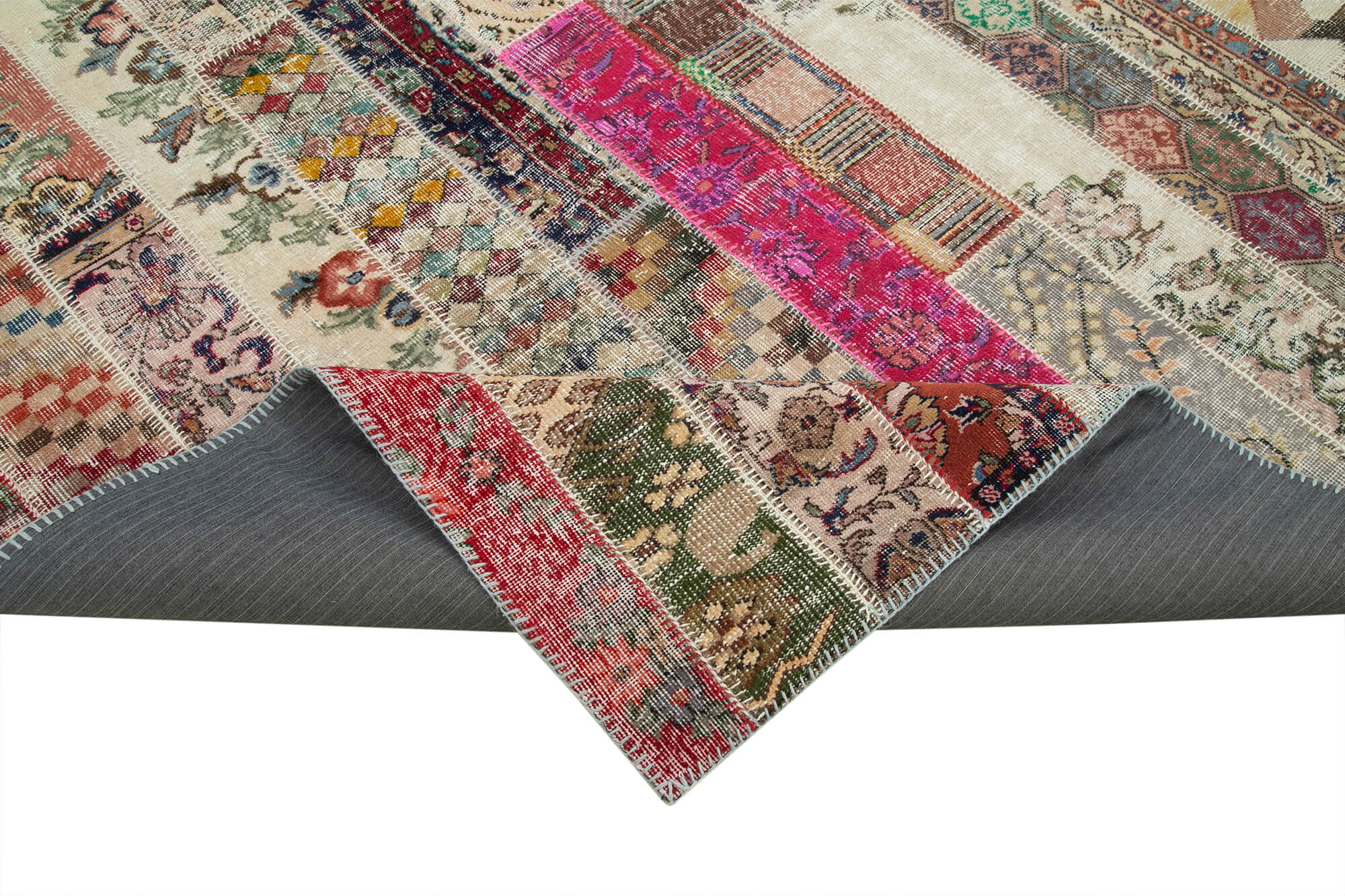 7x10 Red Modern Patchwork Rug - 31015