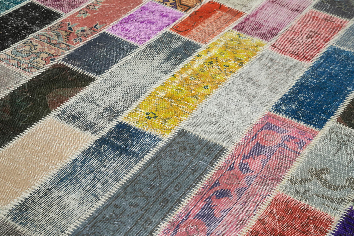 7x10 Multicolor Modern Patchwork Rug - 31022