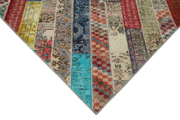 7x10 Multicolor Modern Patchwork Rug - 31026