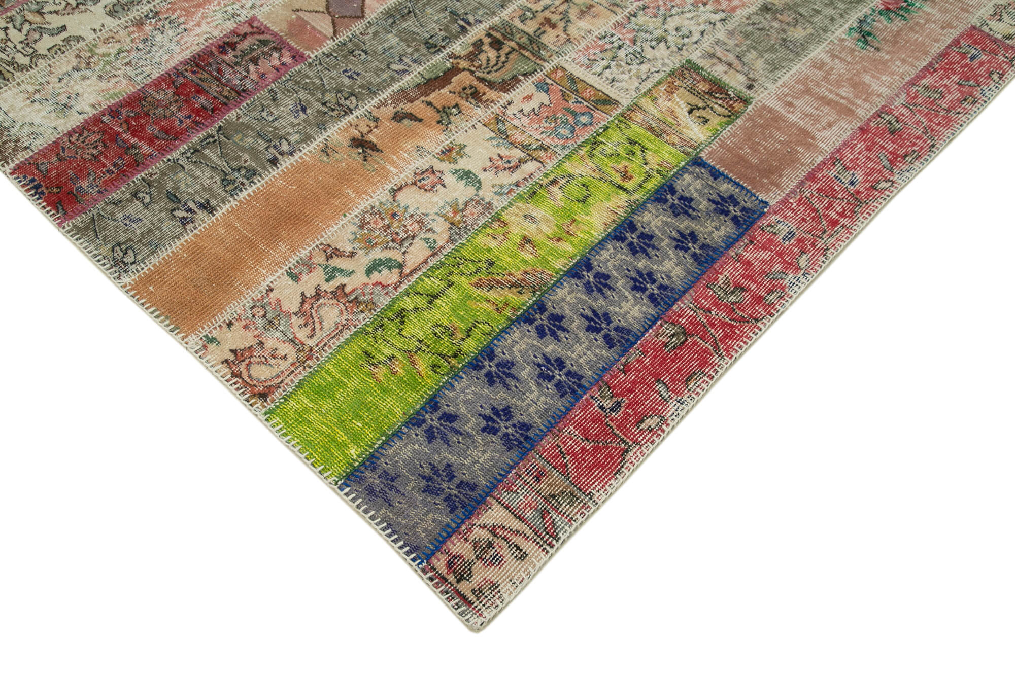 7x10 Red Modern Patchwork Rug - 31028