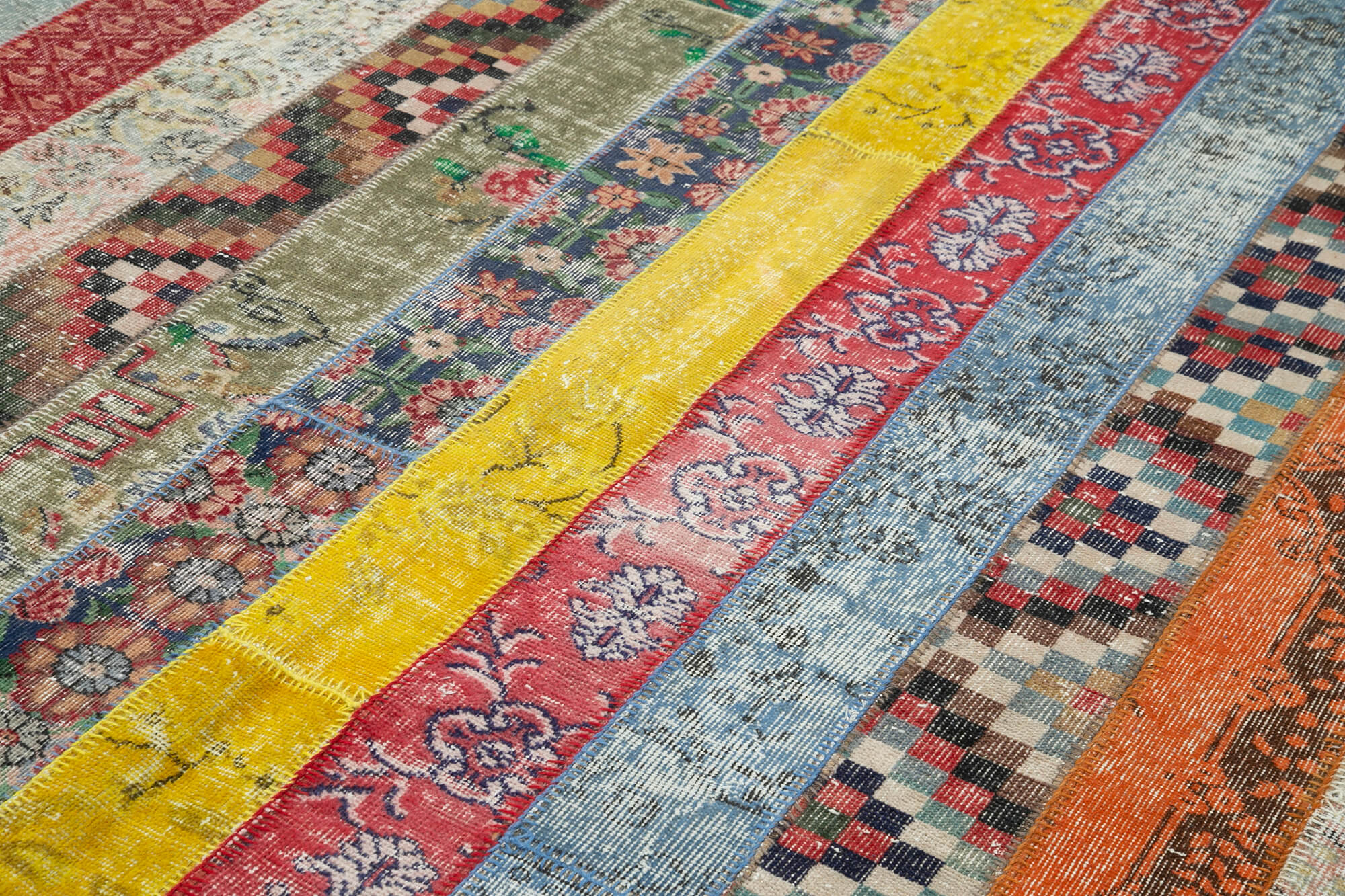 7x10 Multicolor Modern Patchwork Rug - 31049