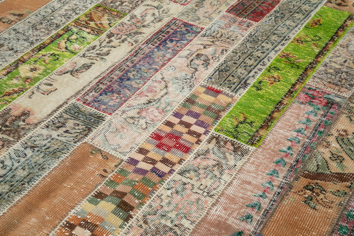7x10 Multicolor Modern Patchwork Rug - 31056