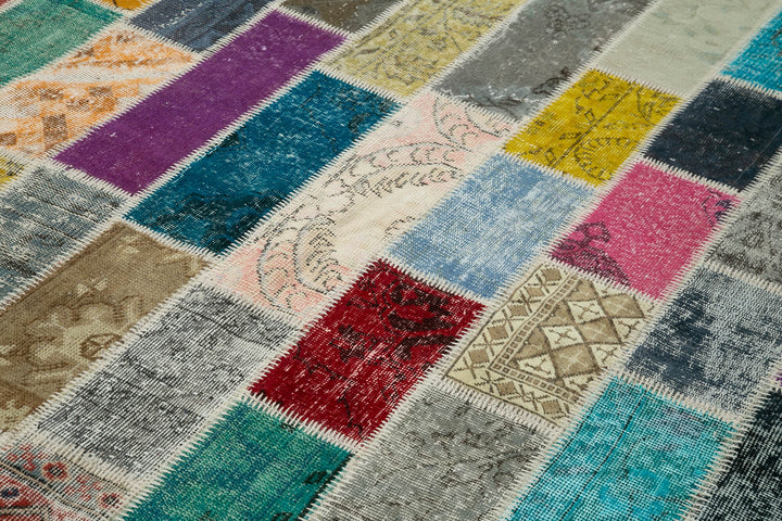 7x10 Multicolor Modern Patchwork Rug - 31068
