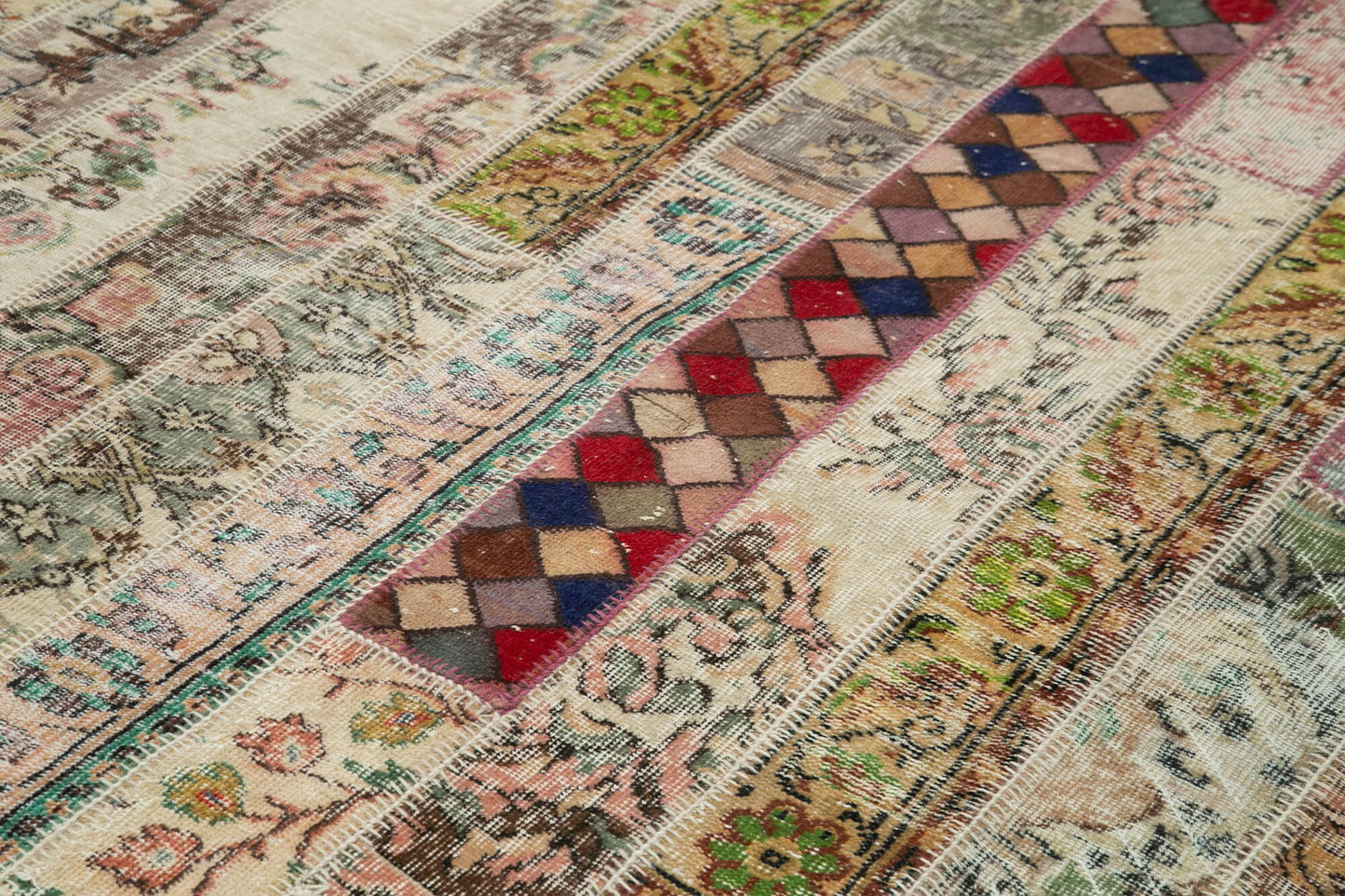 7x10 Multicolor Modern Patchwork Rug - 31076