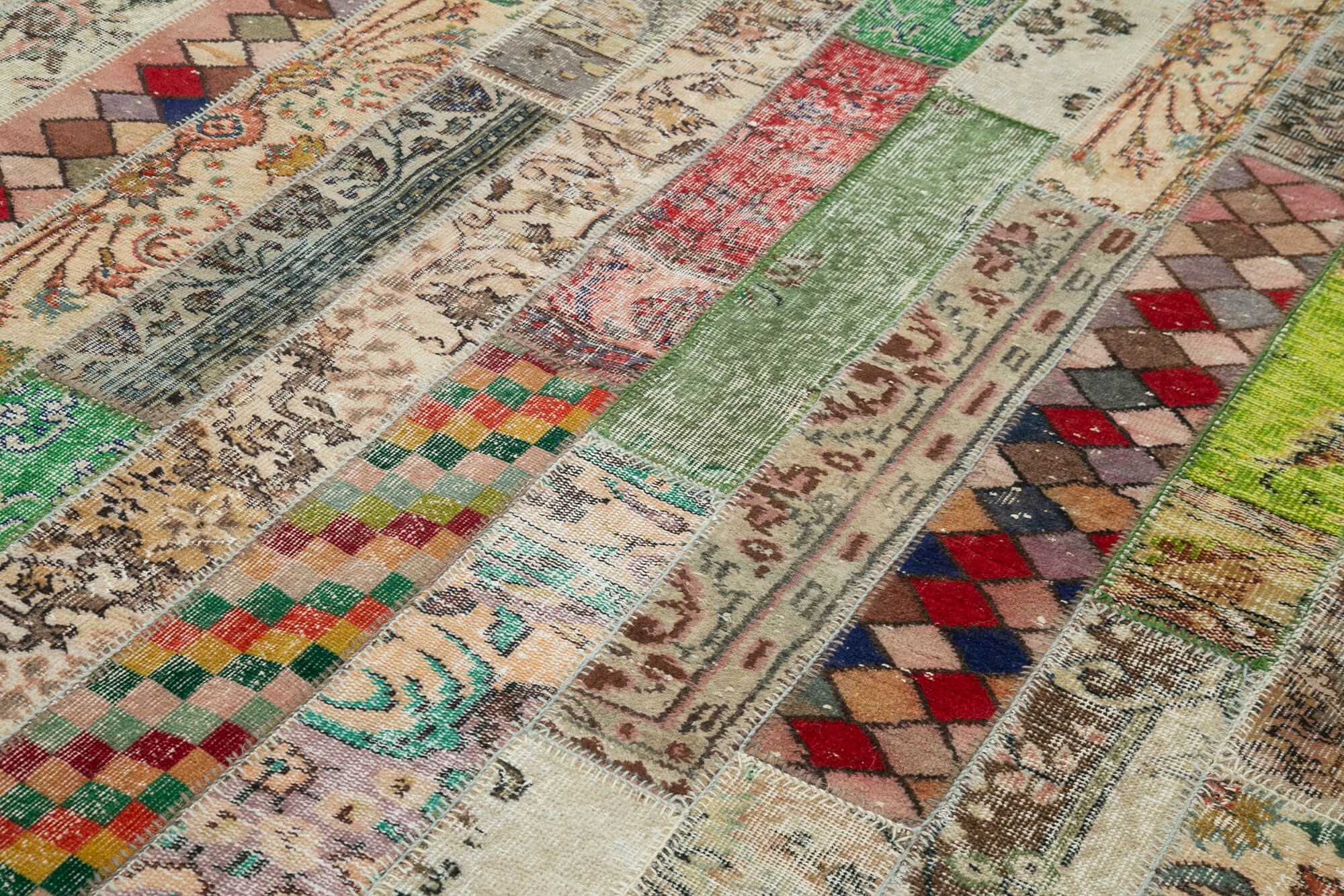 7x10 Multicolor Modern Patchwork Rug - 31078