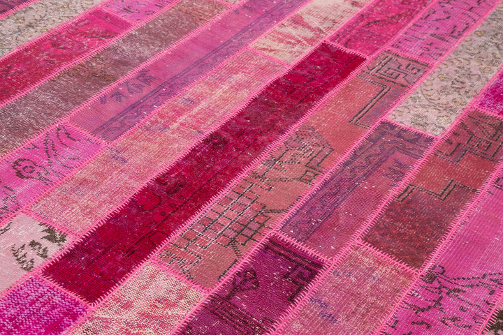7x10 Pink Modern Patchwork Rug - 31080