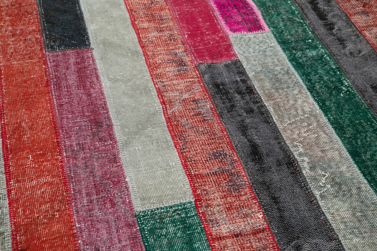 7x9 Multicolor Modern Patchwork Rug - 31107
