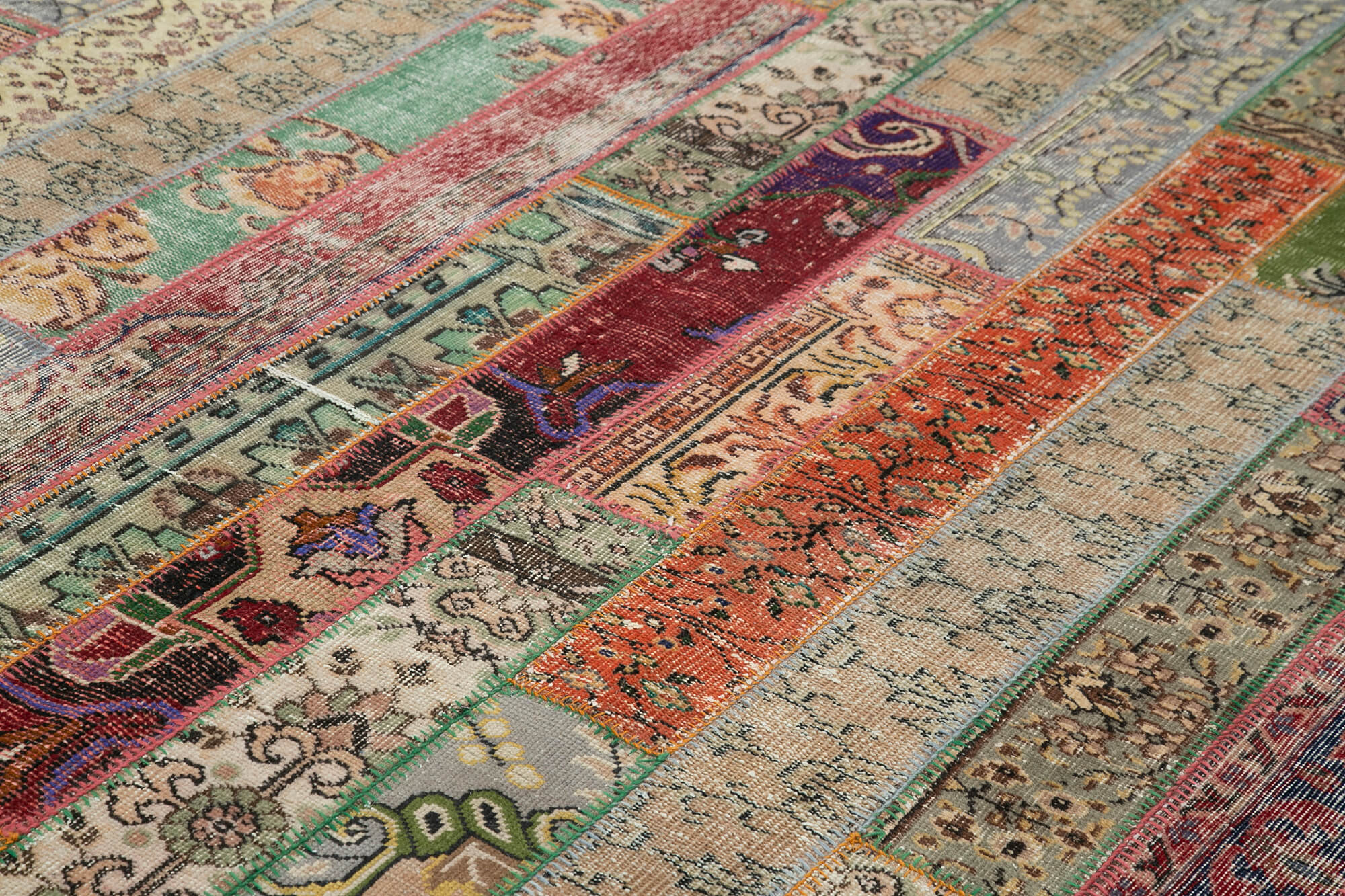 8x10 Multicolor Modern Patchwork Rug - 31125