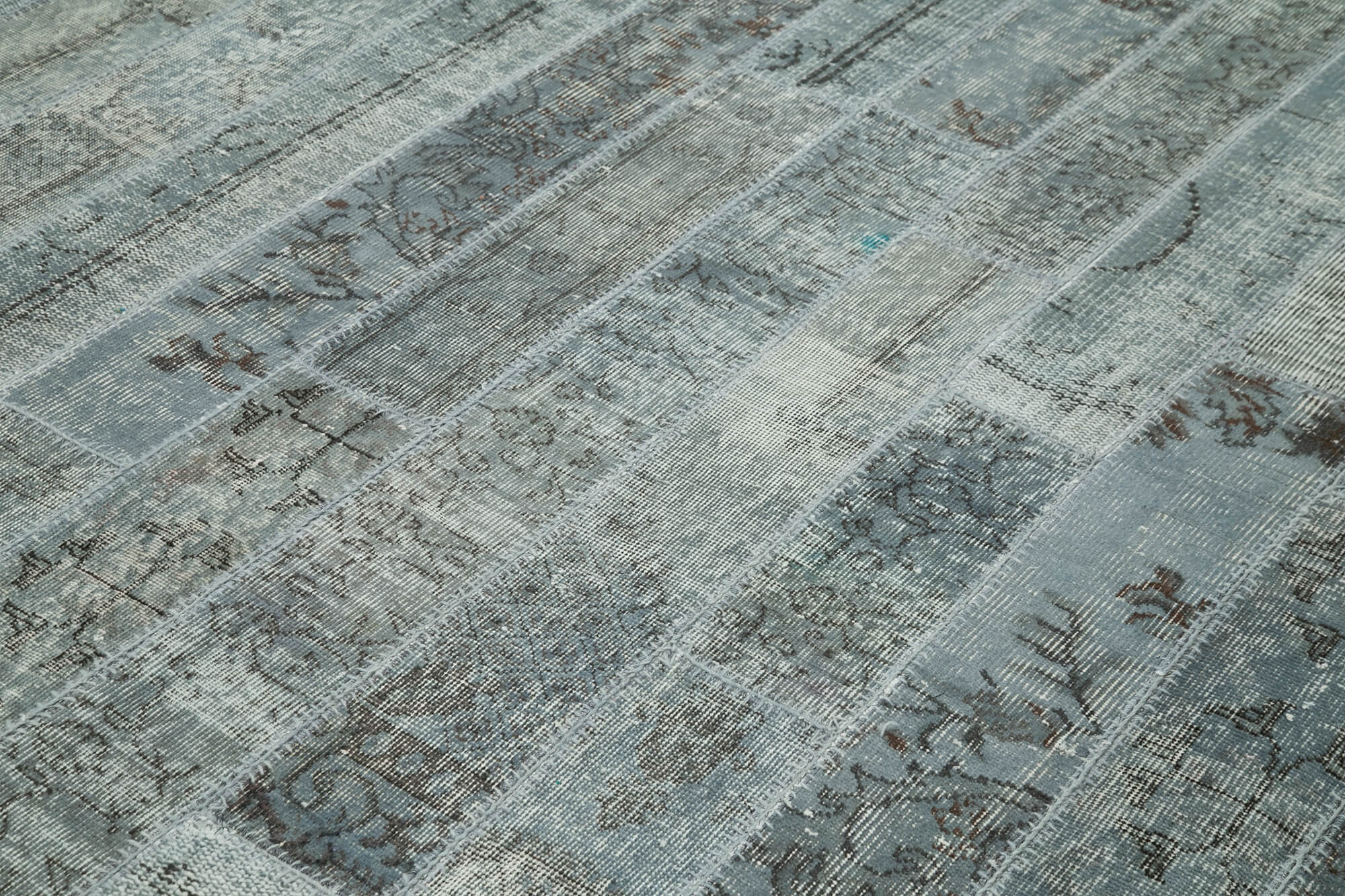 8x10 Grey Modern Patchwork Rug - 31126
