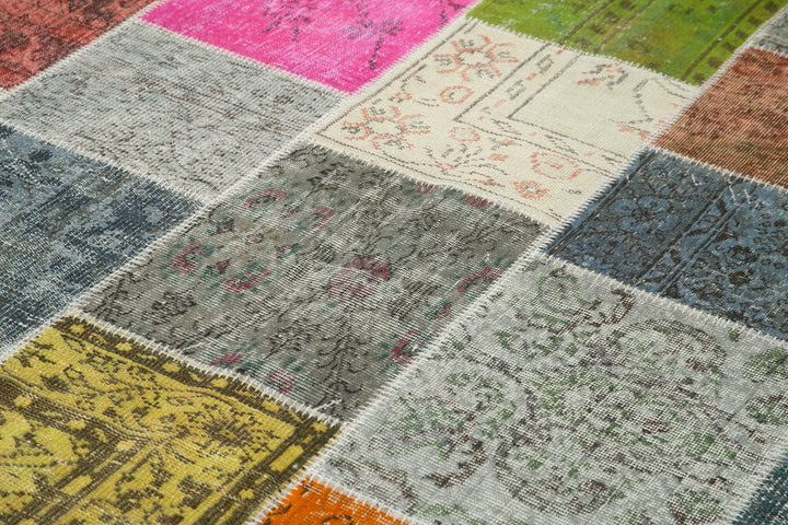 7x10 Multicolor Patchwork Rug - 31485