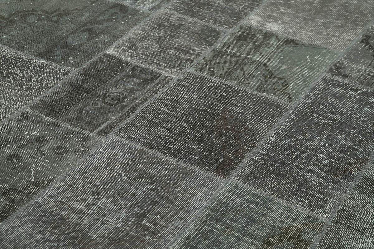 7x10 Grey Patchwork Rug - 31641