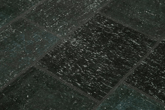 5x7 Black Patchwork Rug - 31763