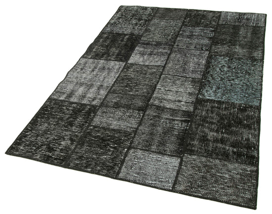 4x7 Black Patchwork Rug - 31765