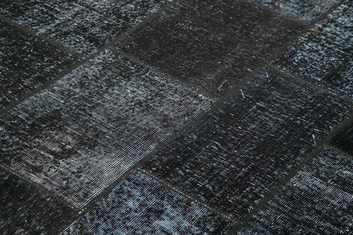 6x8 Black Patchwork Rug - 31904