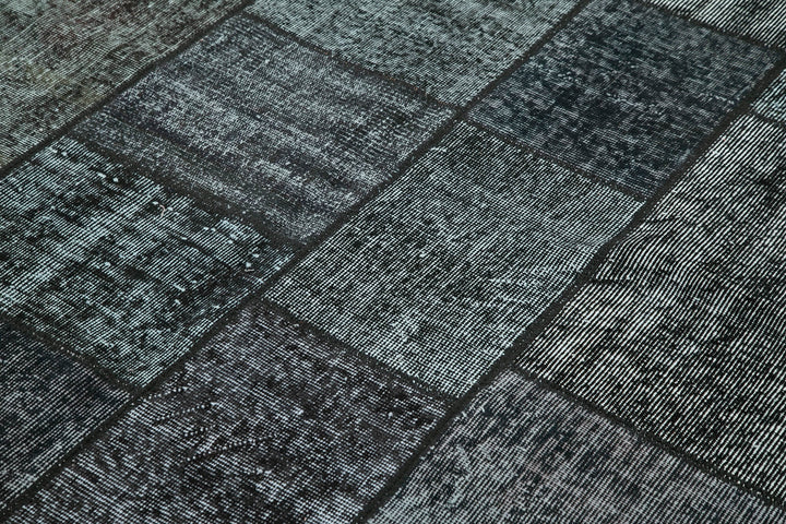 6x8 Black Patchwork Rug - 31914