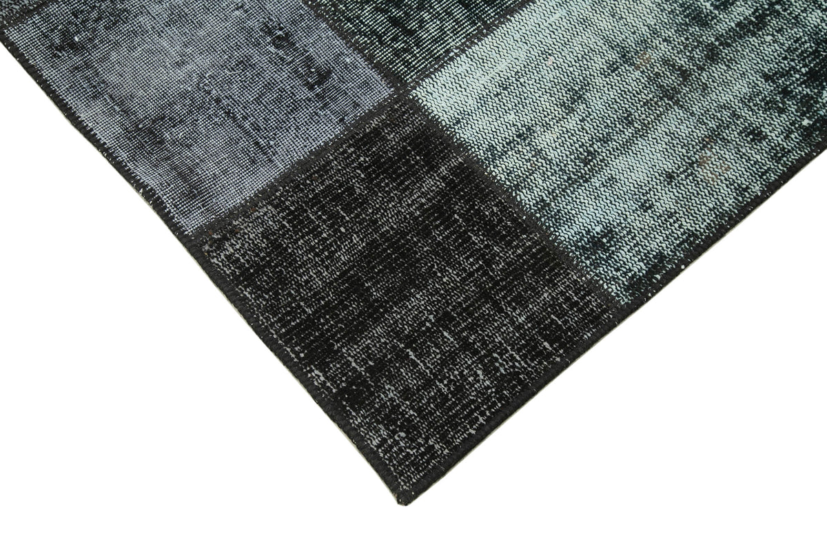 5x8 Black Turkish Patchwork Rug - 31966