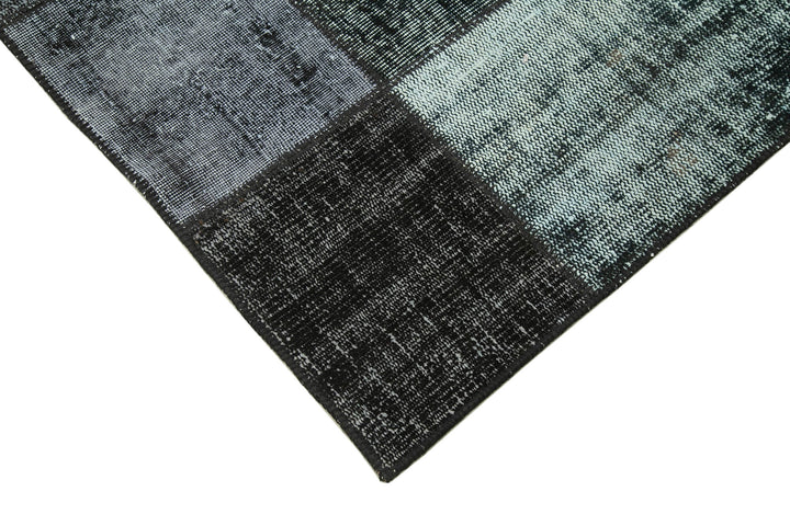 5x8 Black Patchwork Rug - 31966