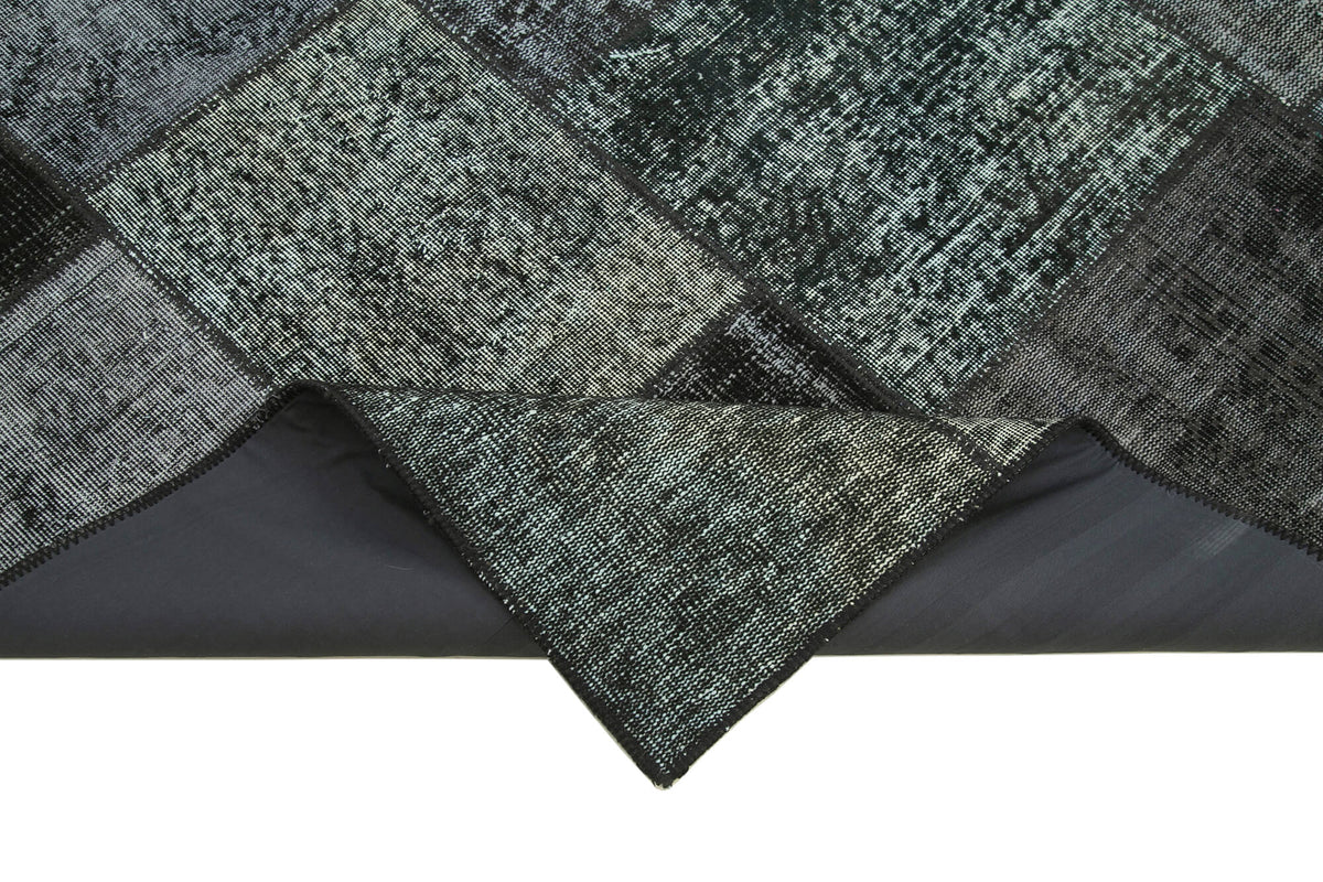 5x8 Black Turkish Patchwork Rug - 31966