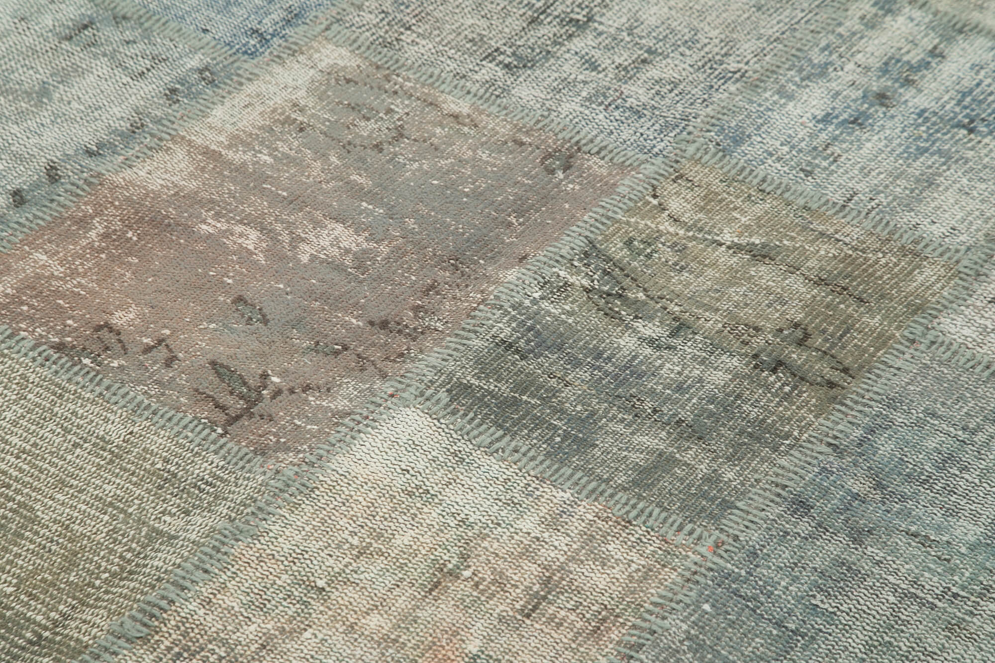 6x8 Grey Patchwork Rug - 32045