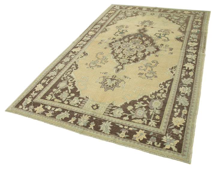 5x9 Beige Vintage Anatolian Rug - 32120
