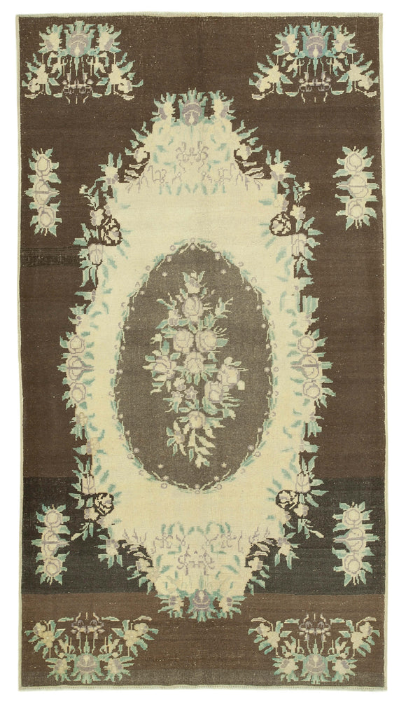 5x9 Beige Vintage Anatolian Rug - 32132