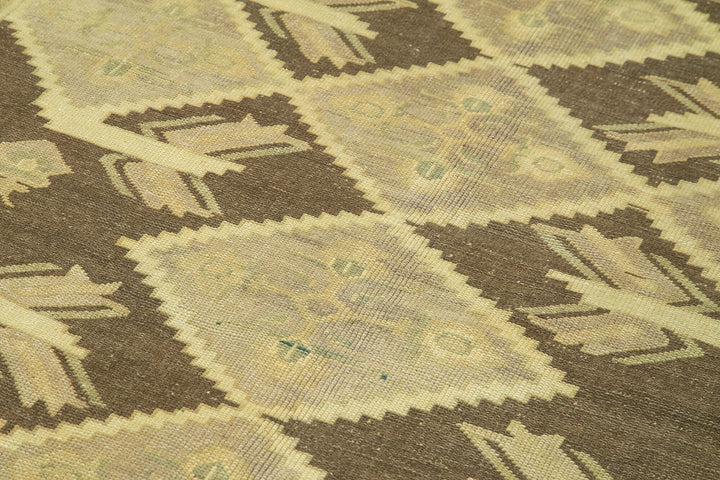 5x8 Beige Vintage Anatolian Rug - 32145