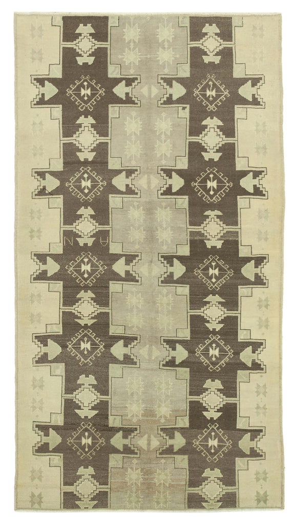 5x9 Beige Vintage Anatolian Rug - 32148