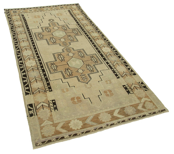 4x7 Beige Vintage Anatolian Rug - 32219