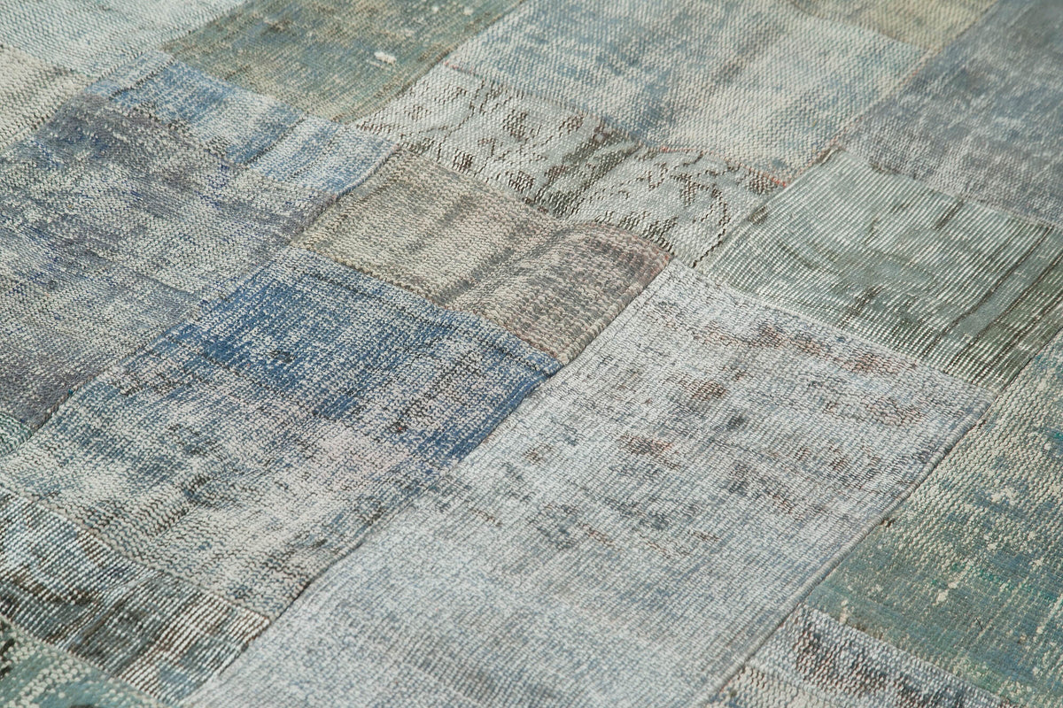 7x10 Grey Patchwork Rug - 32289