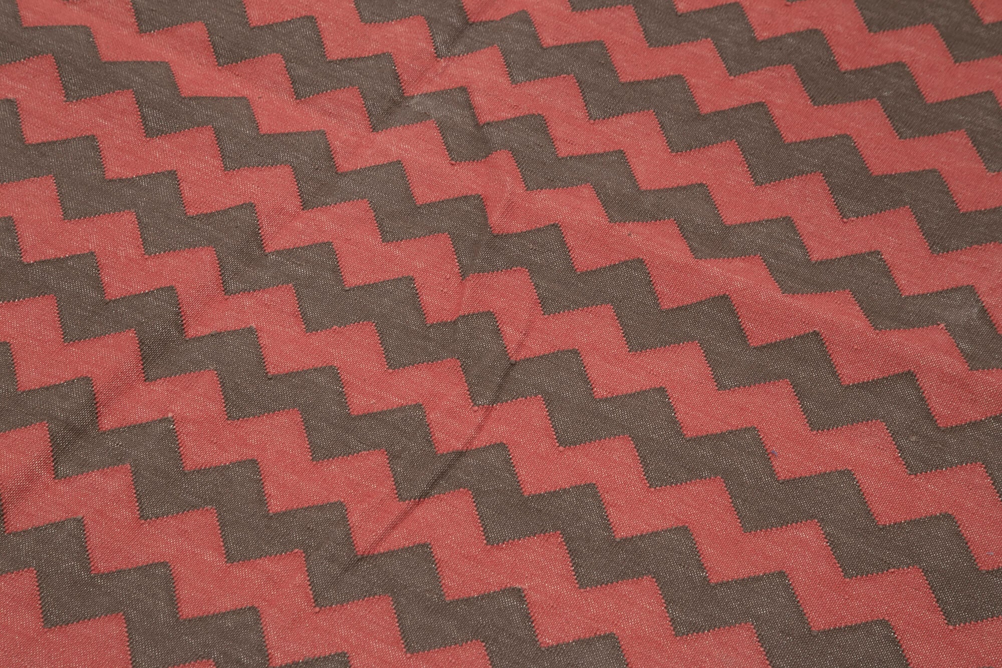 6x9 Red Dhurrie Rug - 32364