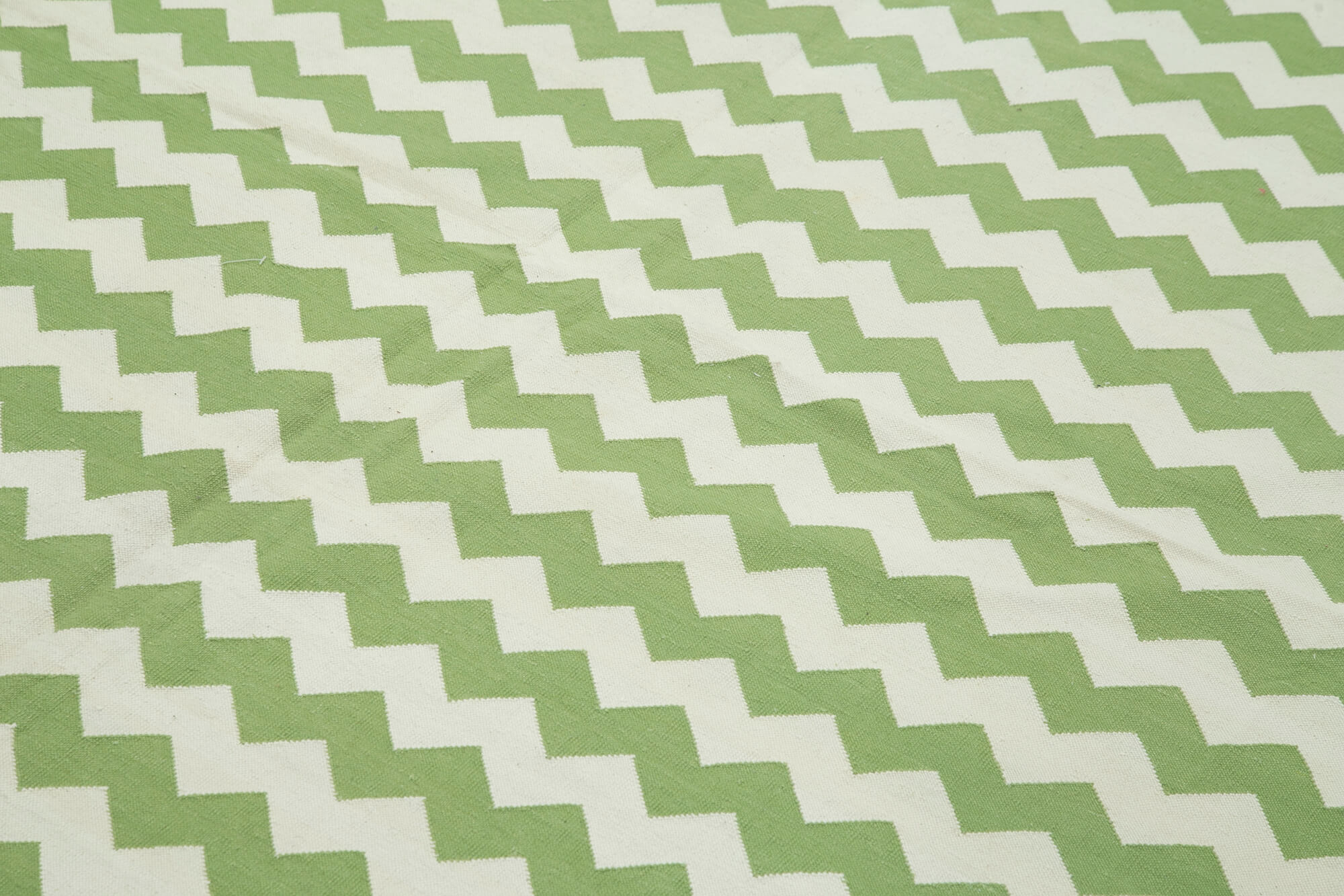 8x10 Green Dhurrie Rug - 32483