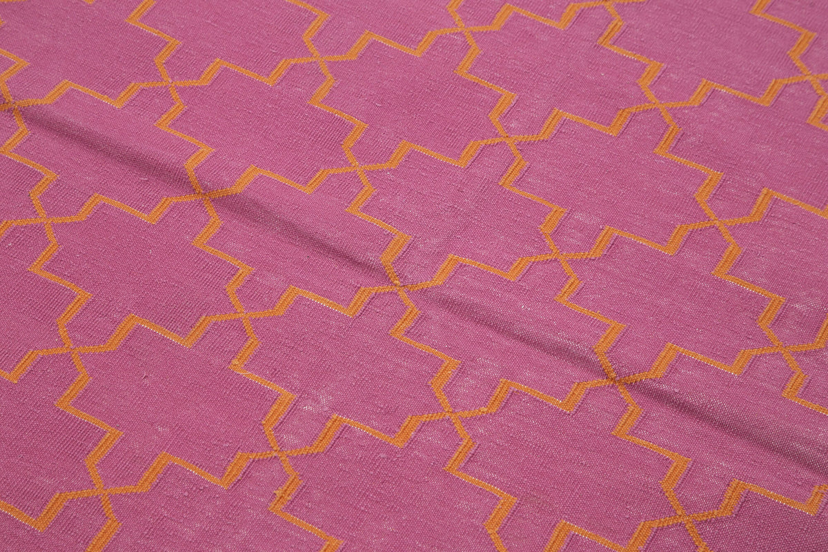 4x5 Fuchsia Dhurrie Rug - 32558