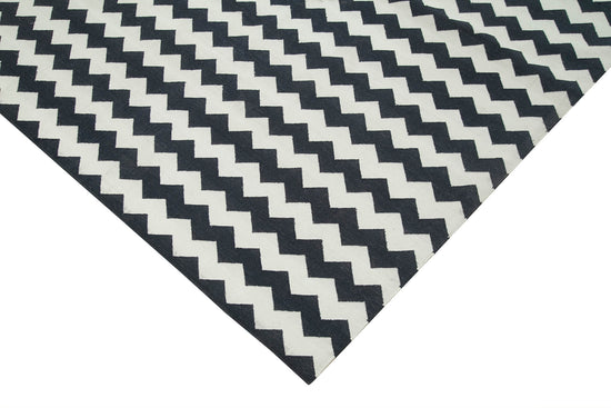 10x14 Black Dhurrie Rug - 32707