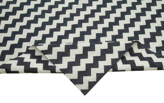 10x14 Black Dhurrie Rug - 32707