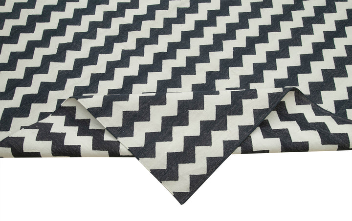 10x14 Black Dhurrie Rug - 32707