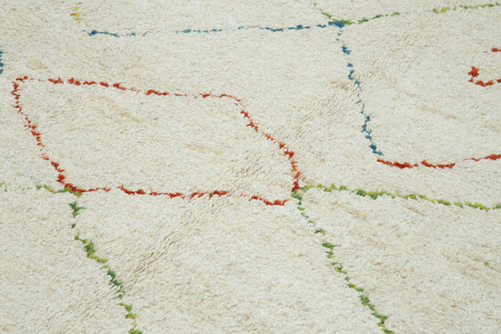 8x10 White Moroccan Rug - 33026