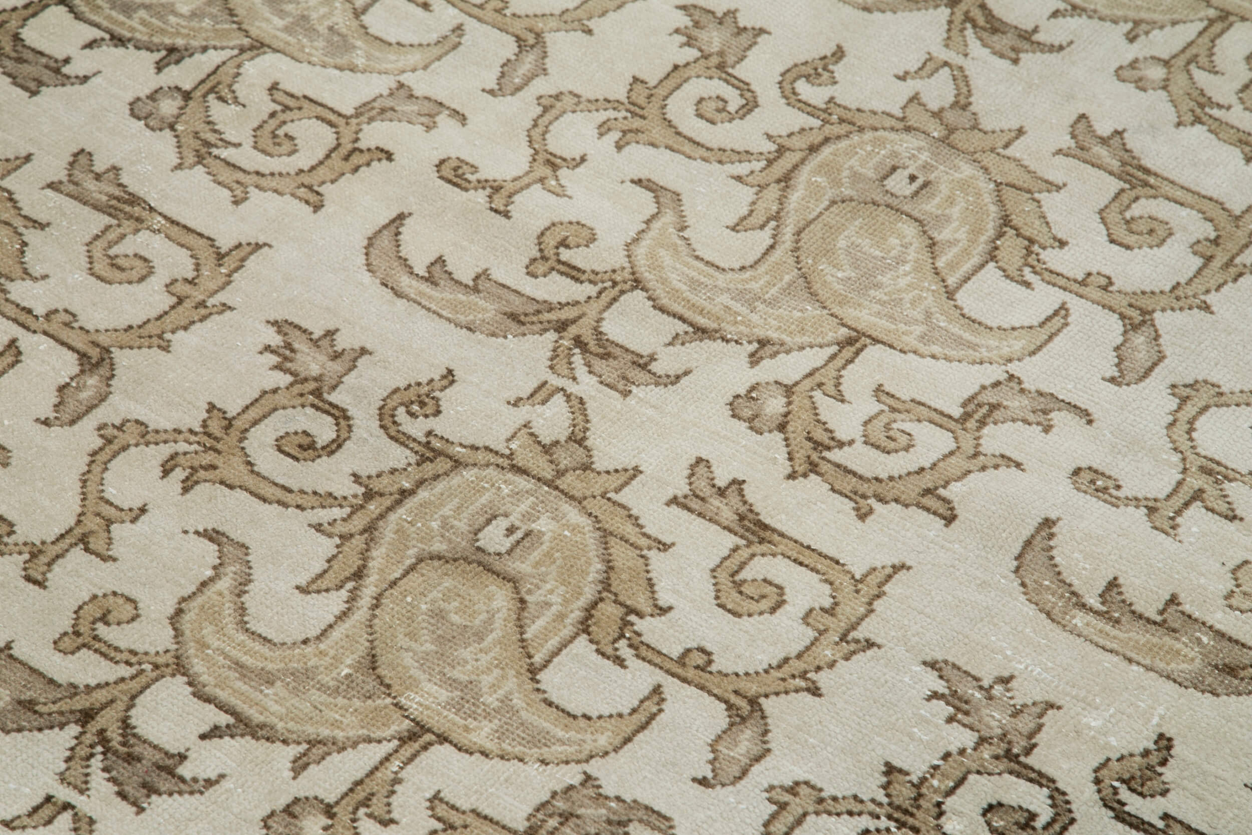 7x10 Brown Bohemian Rug  - 33131