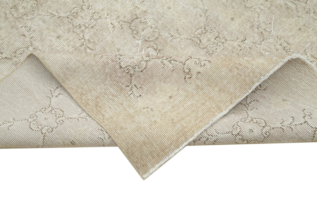 7x10 Beige Bohemian Rug  - 33132