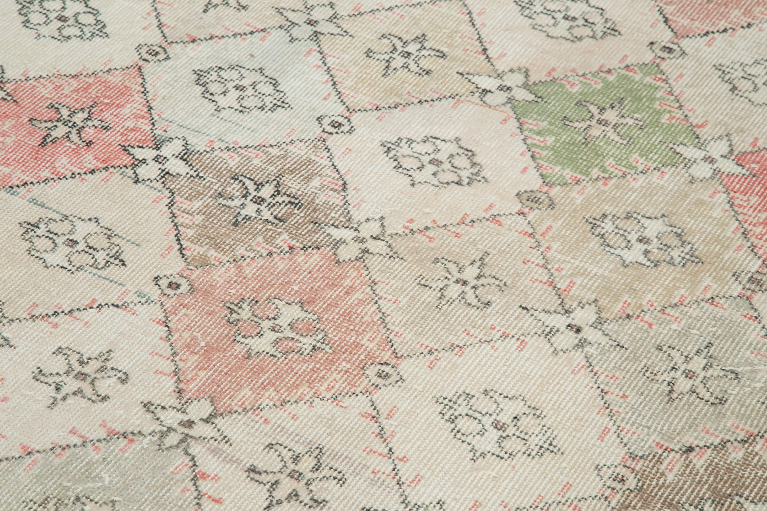 6x10 Beige Bohemian Rug  - 33258