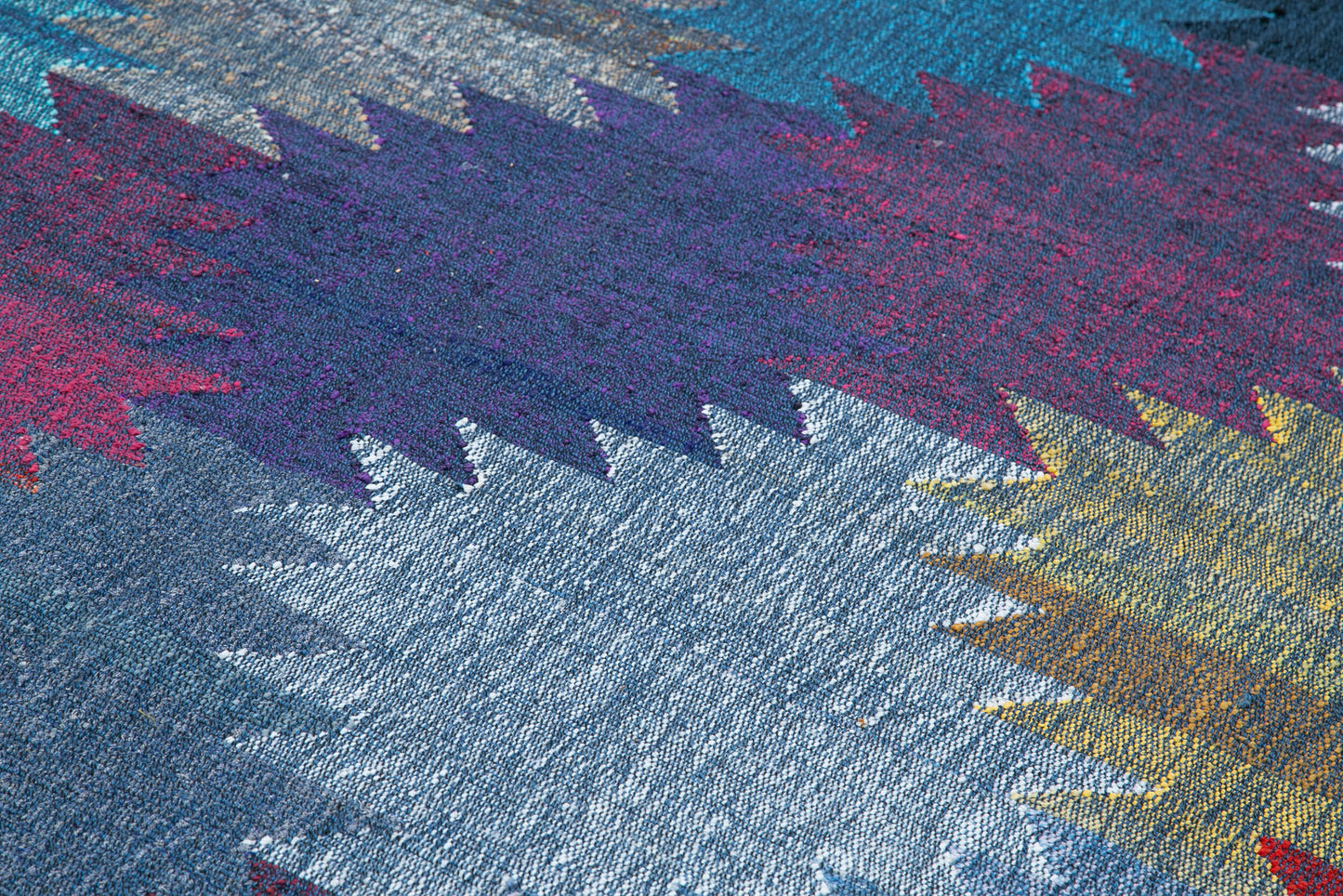 8x12 Blue Contemporary Area Rug - 35503
