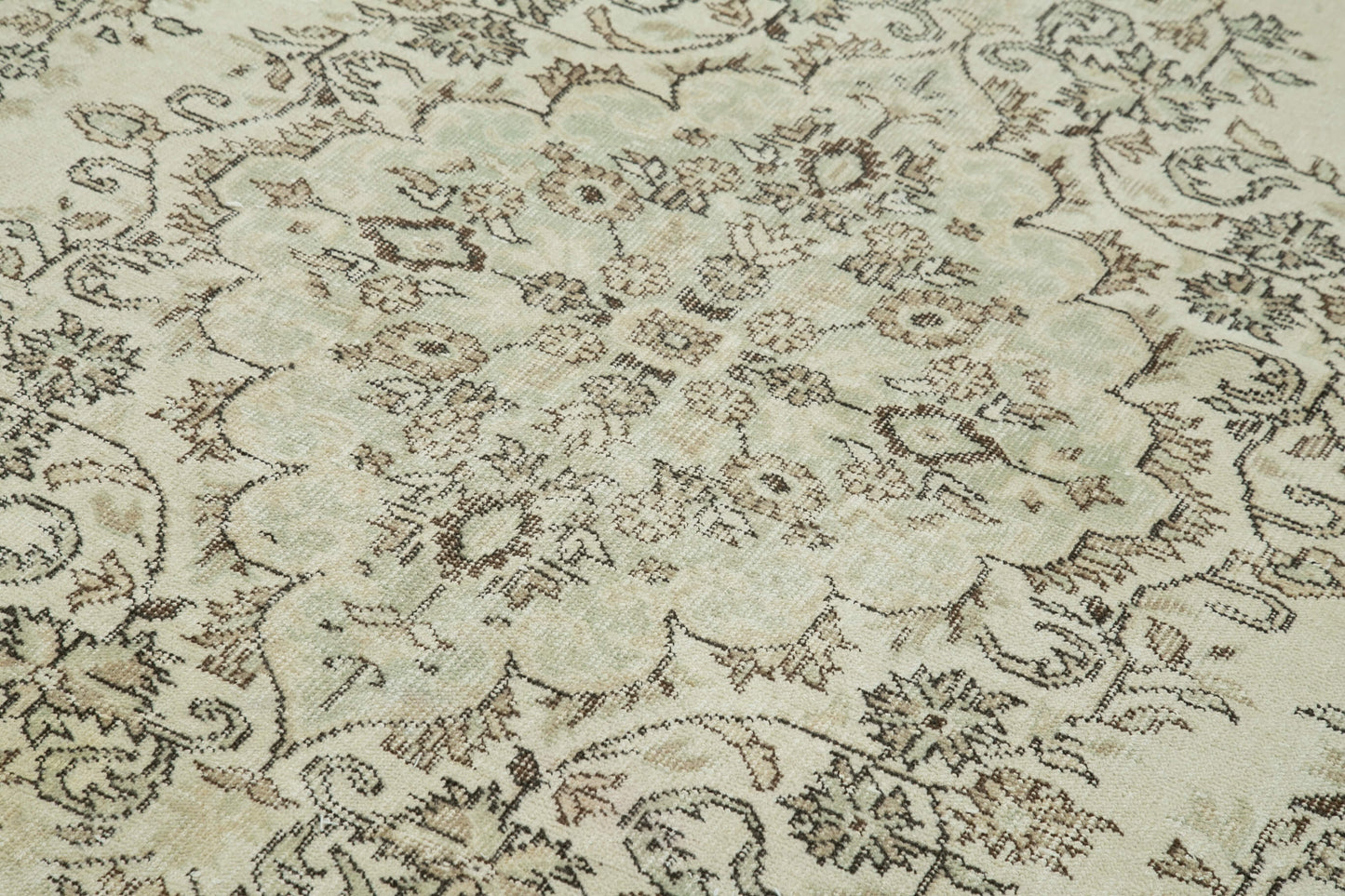 6x10 Beige Turkish Vintage Area Rug - 36359