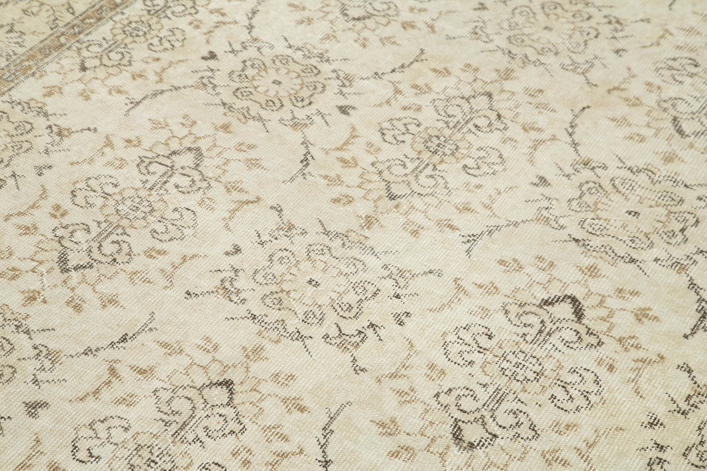 5x9 Beige Turkish Vintage Area Rug - 36758
