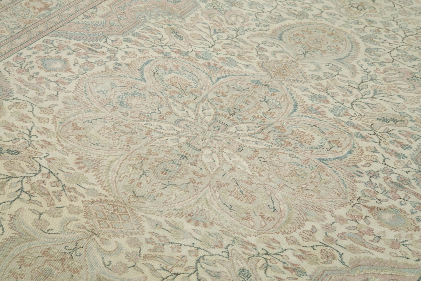 6x10 Beige Vintage Rug - 37867