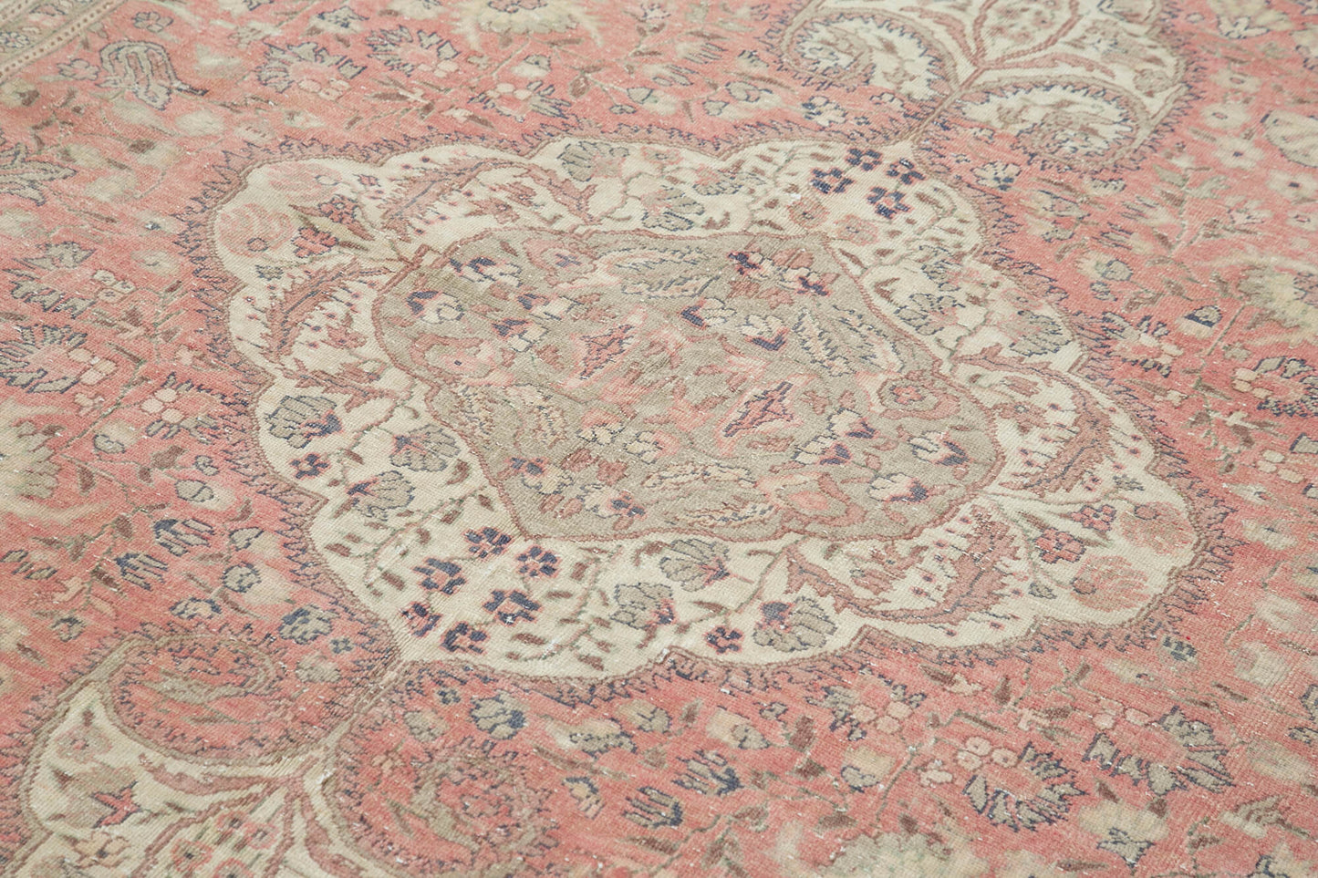 6x9 Beige Vintage Rug - 37918
