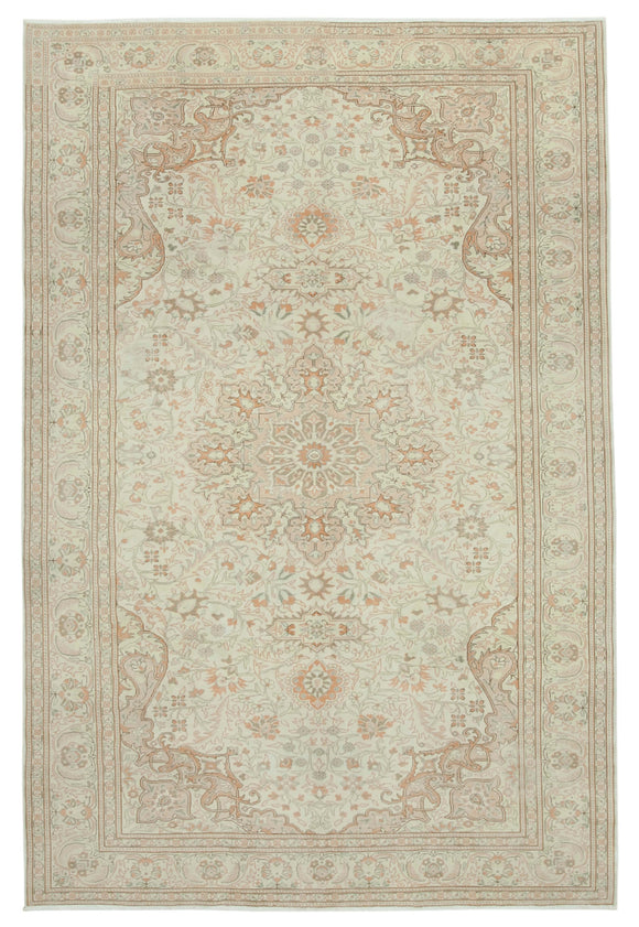 6x10 Beige Vintage Rug - 37921