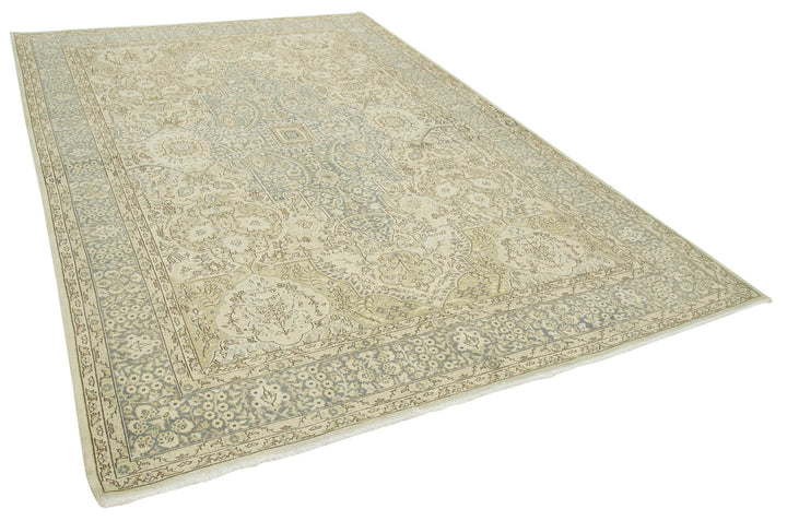 7x10 Beige Vintage Rug - 37939