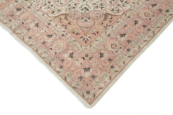 7x10 Beige Vintage Rug - 37957